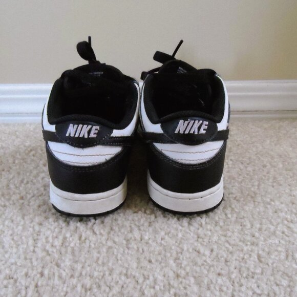 Nike Dunks - size 2 - Picture 7 of 11